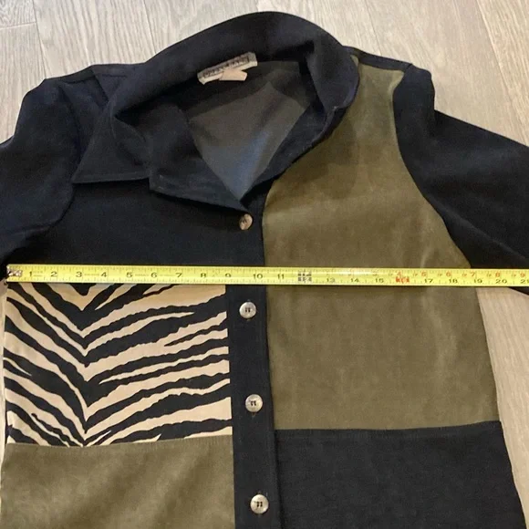 Dress Barn Black and Olive Animal Print Jacket - Picture 8 of 10